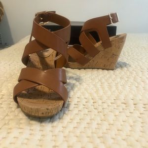 INC landlorp wedge sandals